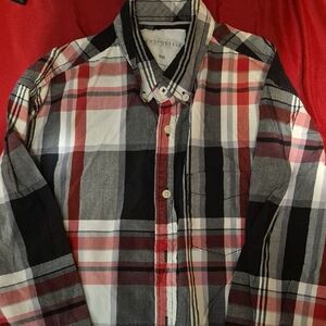 Aeropostale Men's Plaid Shirt in Red, Black, and White